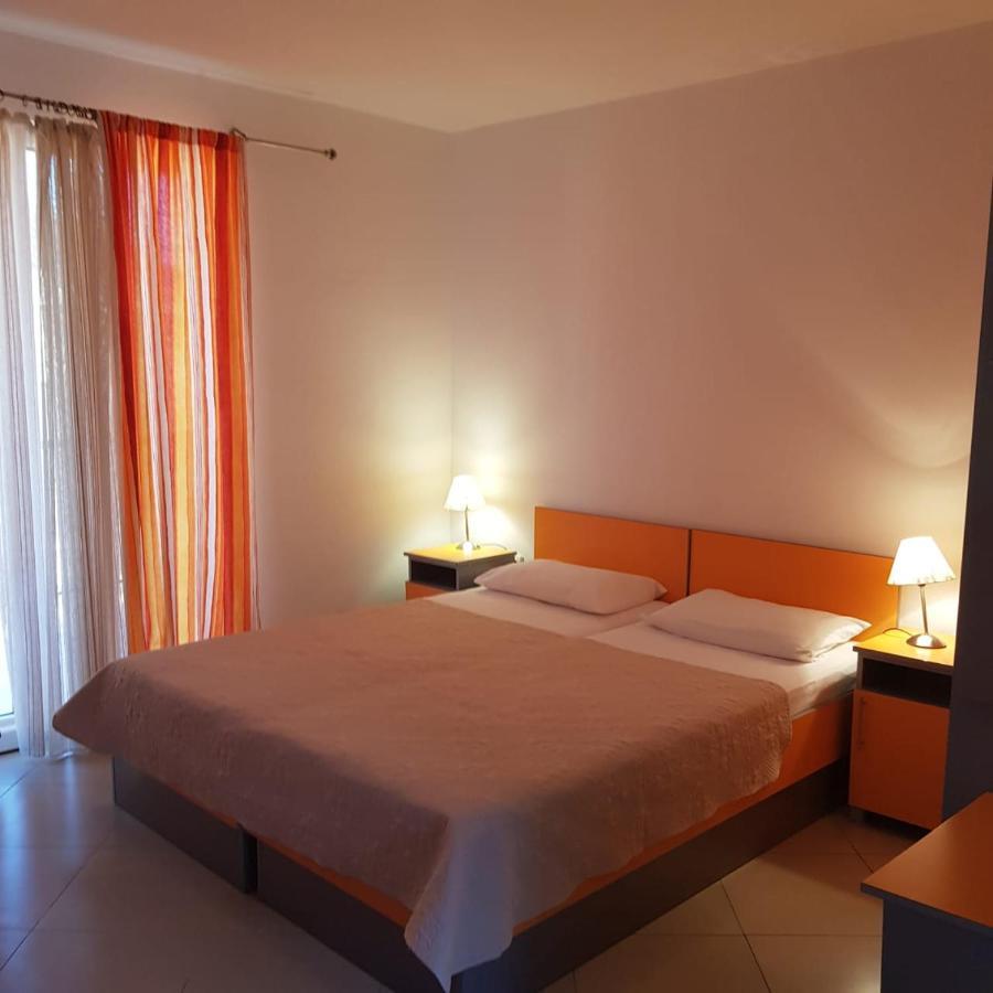 Apartments Galija Petrovac Εξωτερικό φωτογραφία